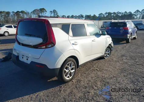 2022 Kia Soul Lx z USA, uszkodzony, nr VIN KNDJ23AU1N7827957